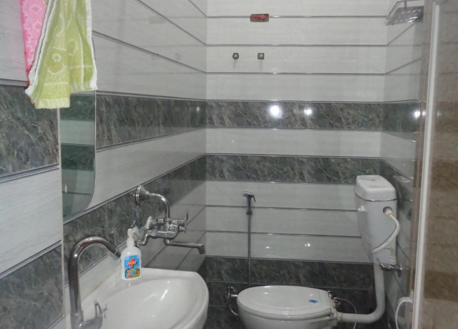 Feel Aesthetic Kashi Home Stay Varanasi 0*,
