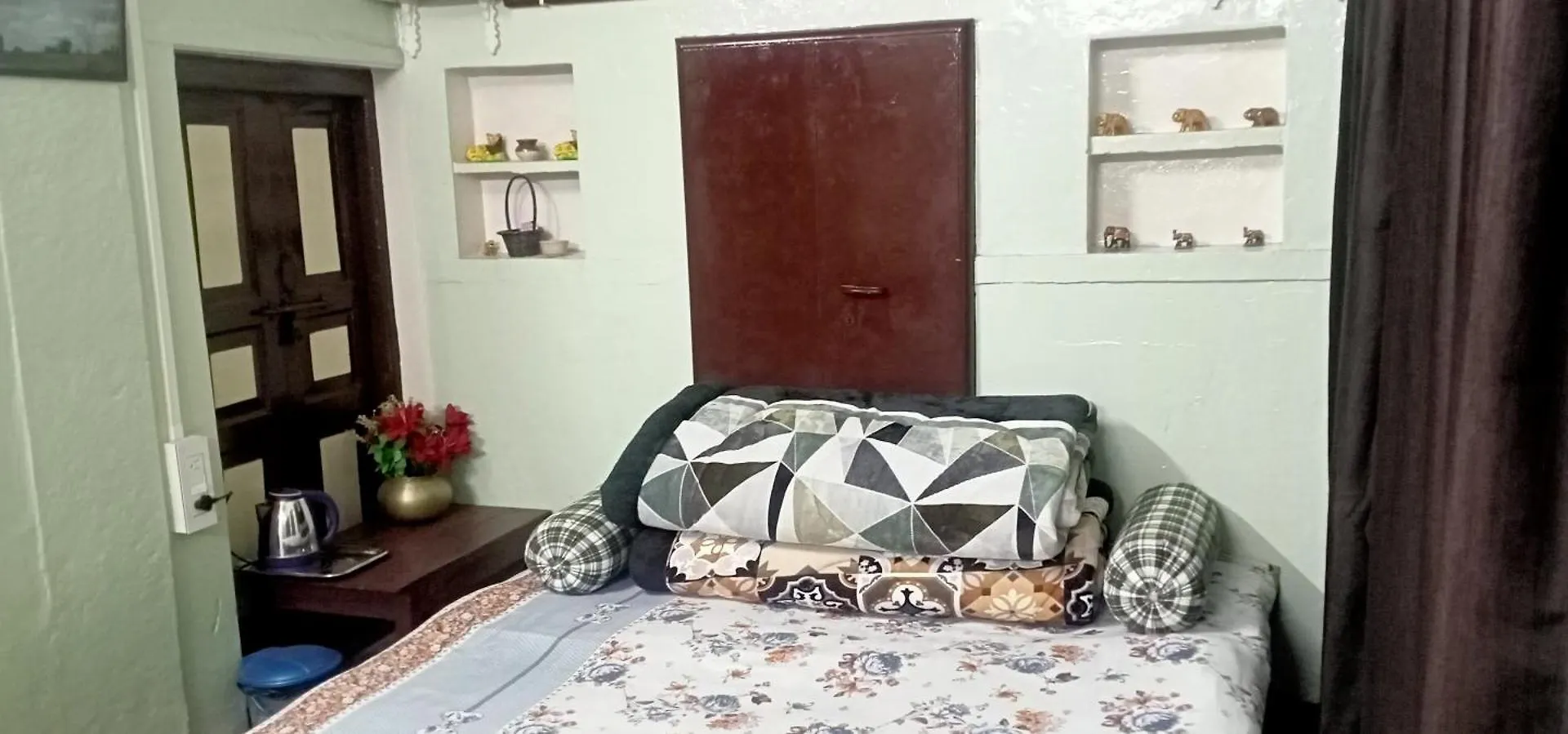 Feel Aesthetic Kashi Home Stay Varanasi 0*,